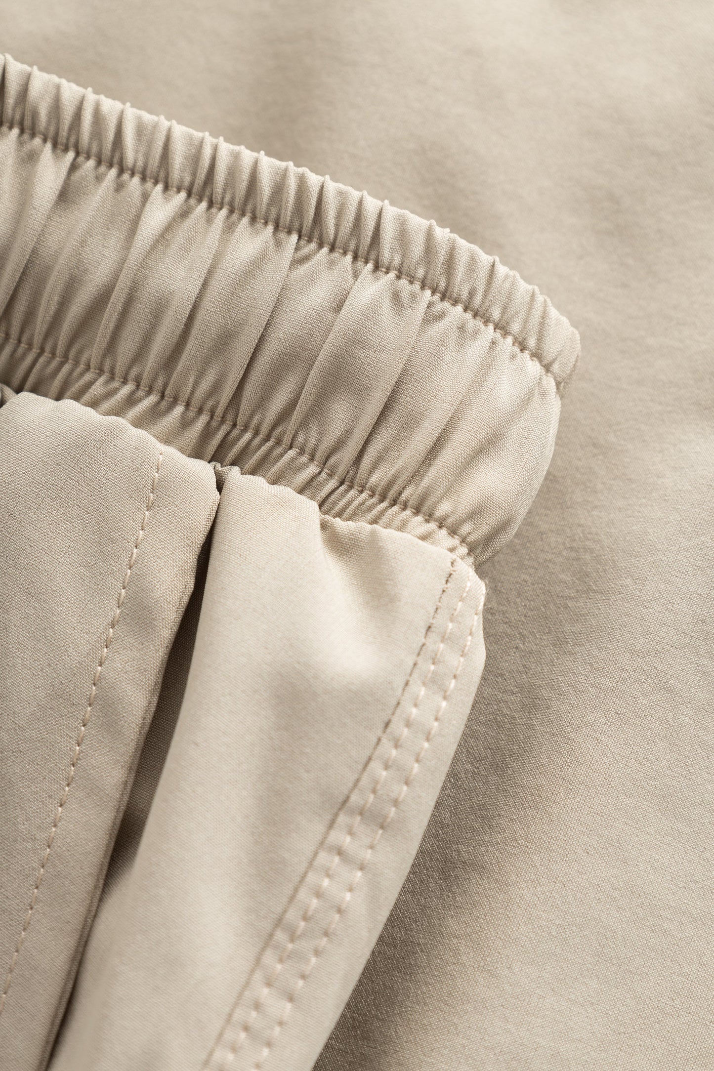 Cuera Active Globe Shorts (Sand)