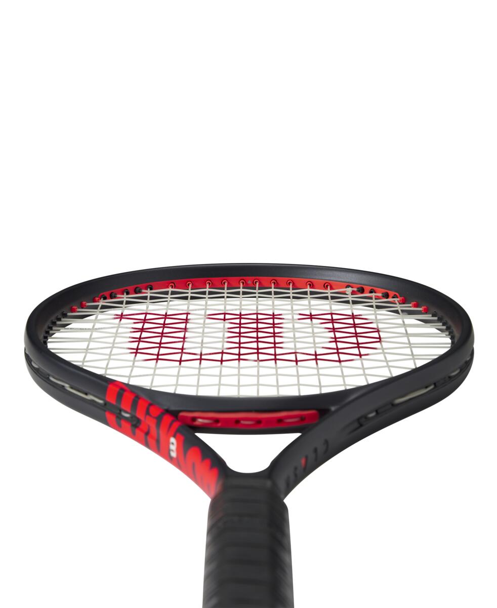 Wilson Clash 100 V3 tennis ketcher