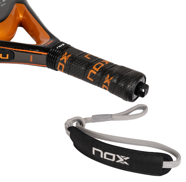 NOX Equation Advanced Padelbat (Black/Orange)